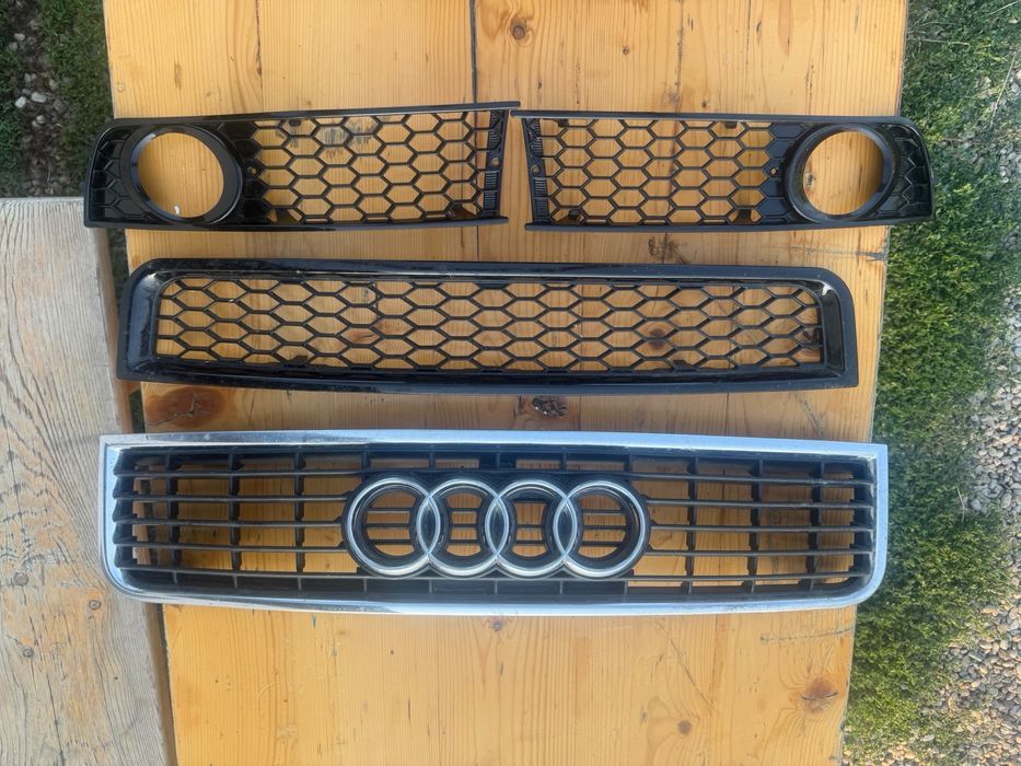 Grile tip fagure pentru Audi A4 B6