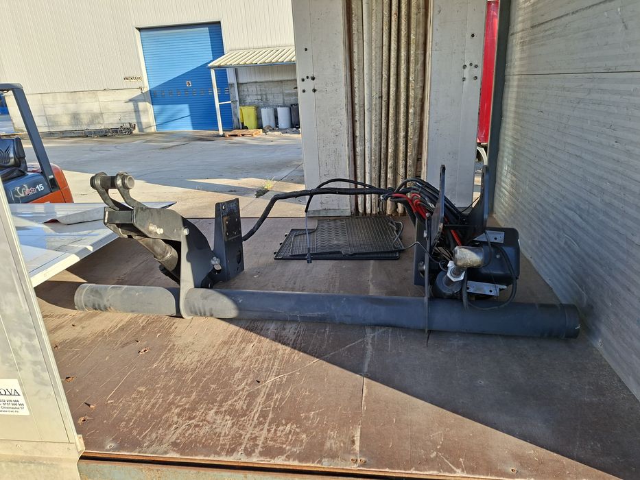 Lift Iveco 500 kg an 2023 /ca nou