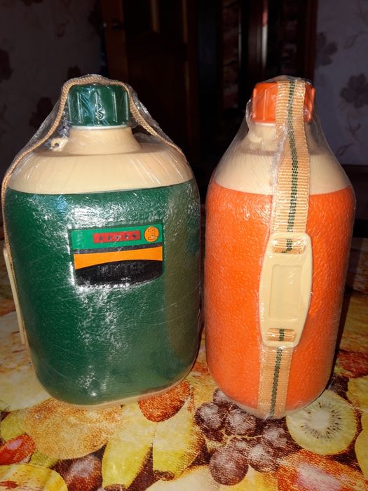 Термосы новые.для холодной воды