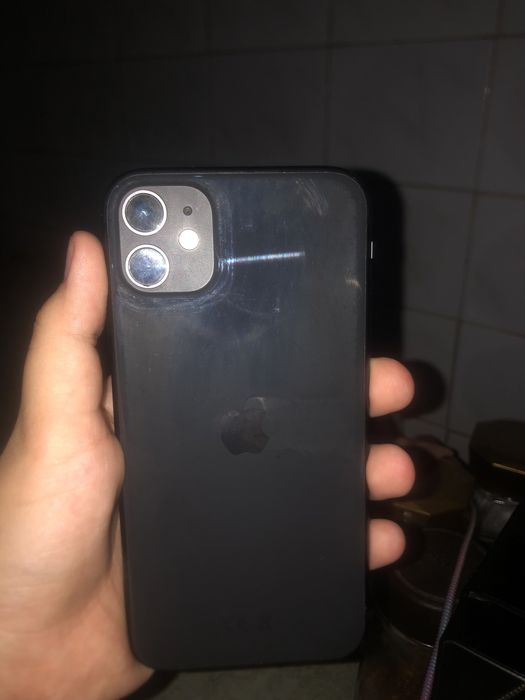 Iphone 11, на запчасти либо на продажу