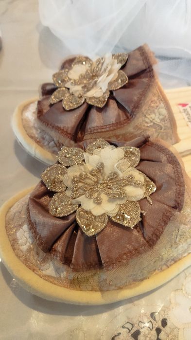 Продаётся корзина из белого атласа для косметики в приданое невестам