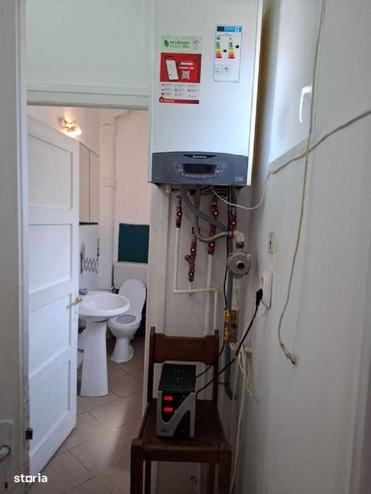 Apartament 2 camere, 65 mp, centrală proprie, zona Cișmigiu