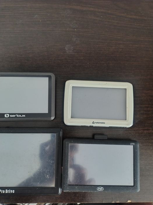 Gps de vânzare  mai multe variante