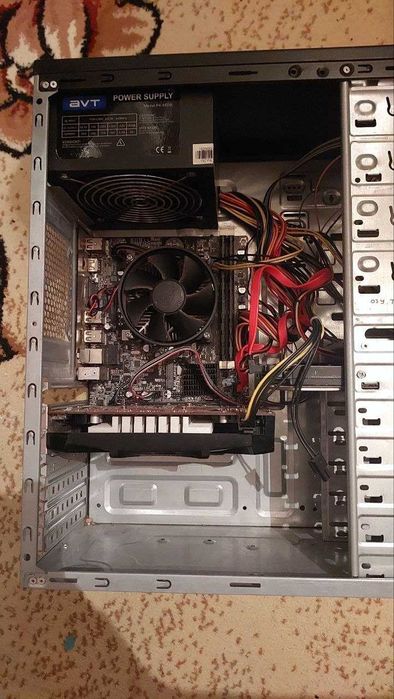 Системный блок с начинкой, рабочий