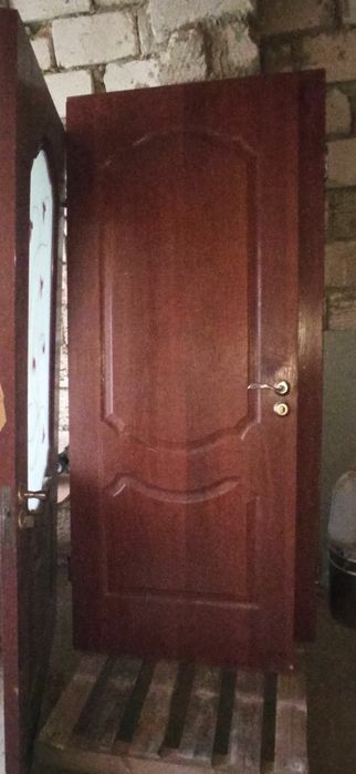 Б/у двери  очен хорошом состояние