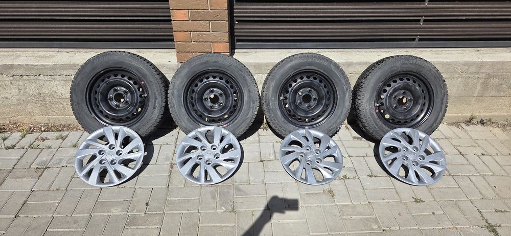 Продам зимние шины с резиной