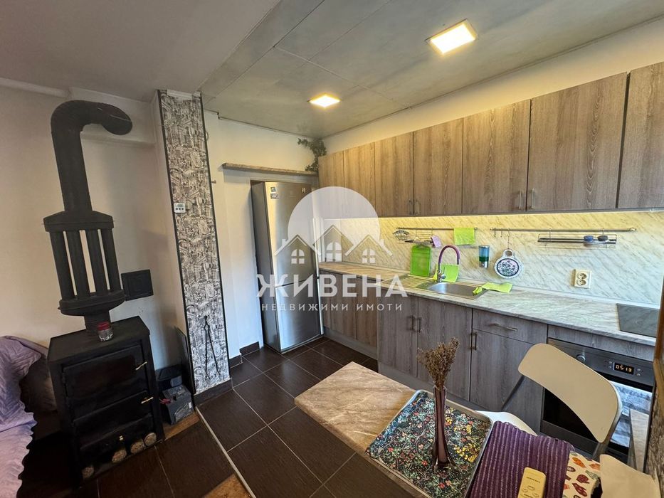 Продава къща в с.Батово, обл. Добрич