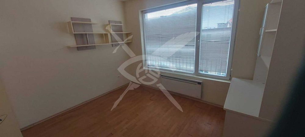 Дава се под наем Четиристаен апартамент в София, Манастирски ливади - 181 кв.м за 1495.83 € - Снимка #7