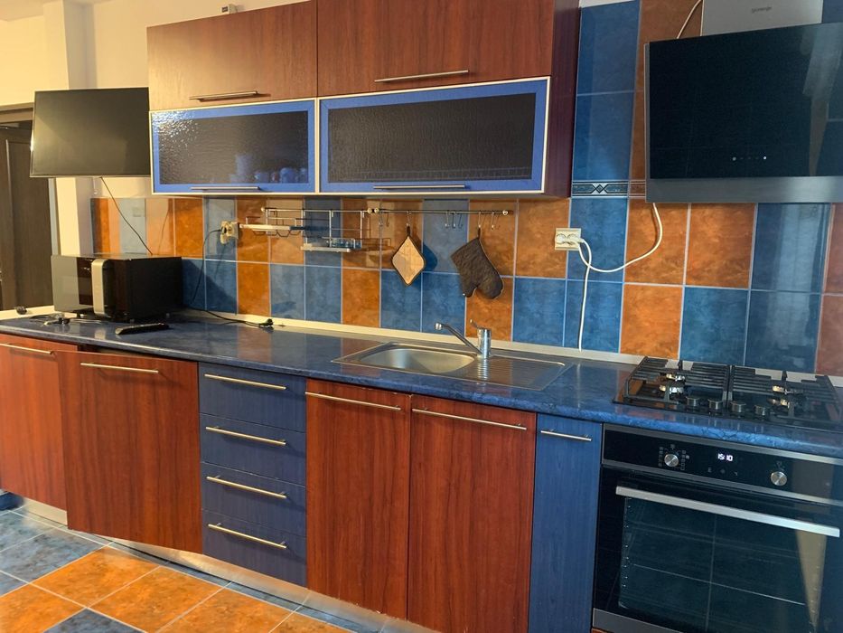 Proprietar, închiriez apartament 3 camere, zona Nord