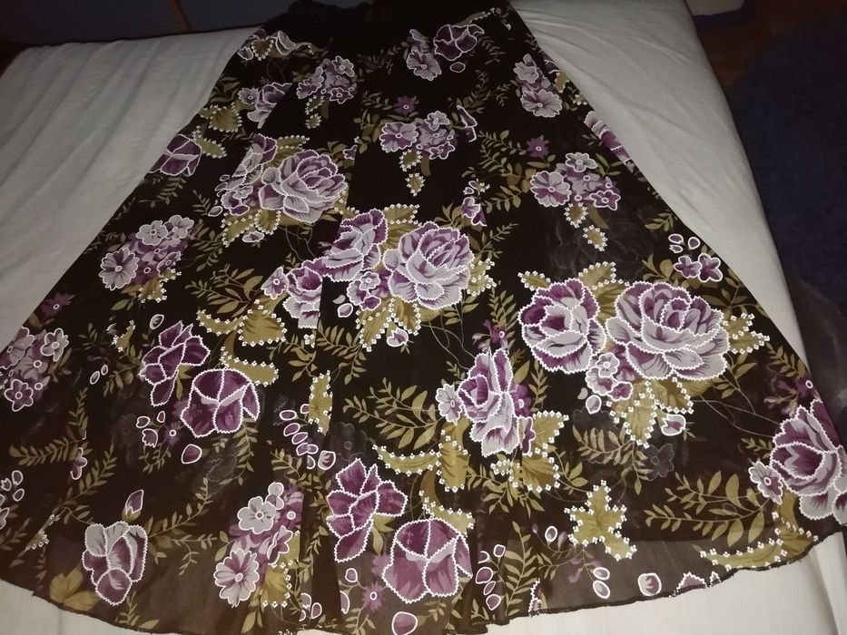 Fuste diferite modele și mărimi