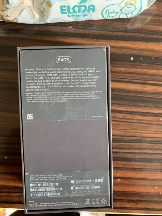 IPhone 8 karobka full komplekt