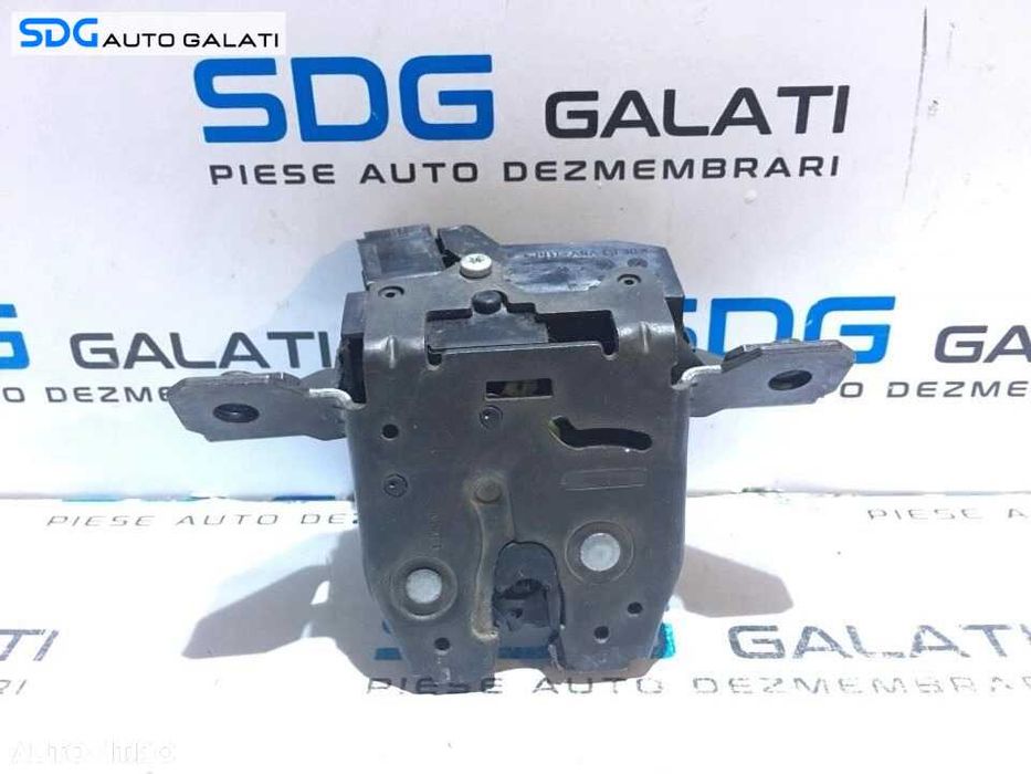 Broasca Incuietoare Hayon Haion Portbagaj Opel Astra J 2009 - 2015 Cod 13587646 13581023 [B3384]