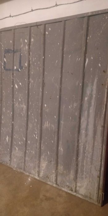 Временна метална ограда на строеж