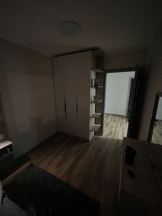 Продаётся Чиланзар 5 2комн. Кирпич.