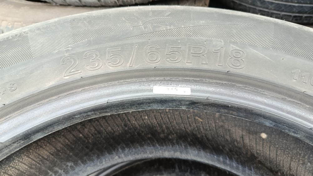 235/65/18 летние комплект