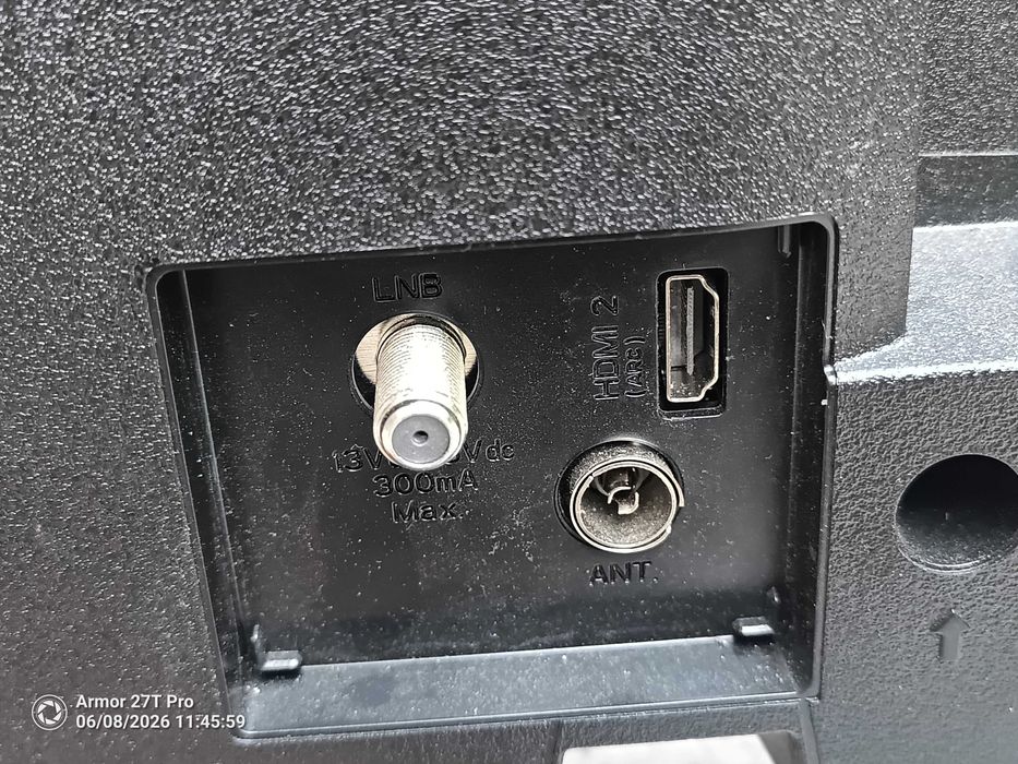 LED телевизор Daewoo 32DE14HL- за части