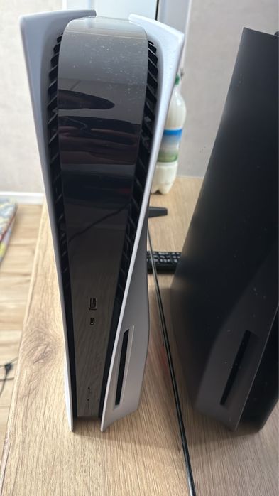 Продам PlayStation 5