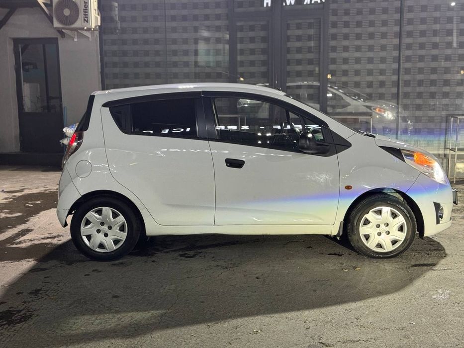 spark sotiladi 2010 yil 1-pazitsiya