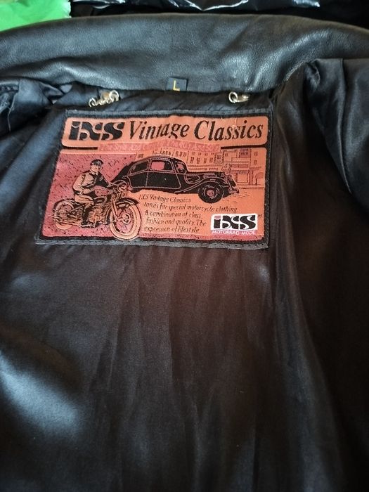 Jachetă de piele pentru motocicliști