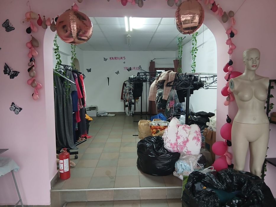 Inchiriez spatiu comercial