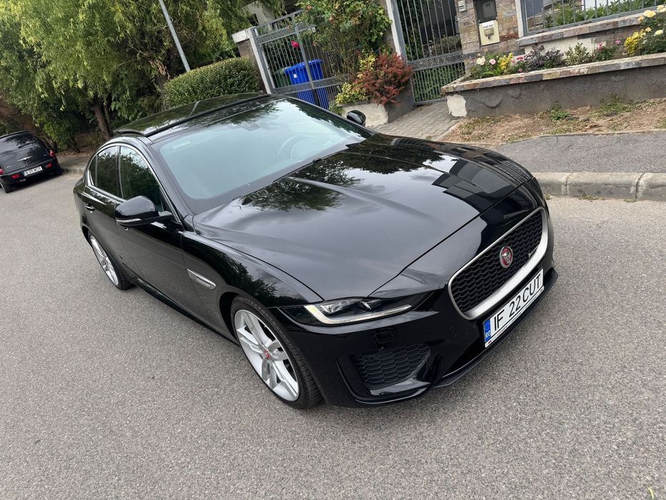 Jaguar XE Trapa panoramic, Head-up dysplai,Bord cockpit,Keyless