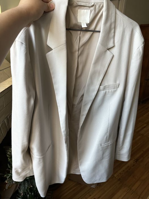 Пиджак женский  бренд H&M