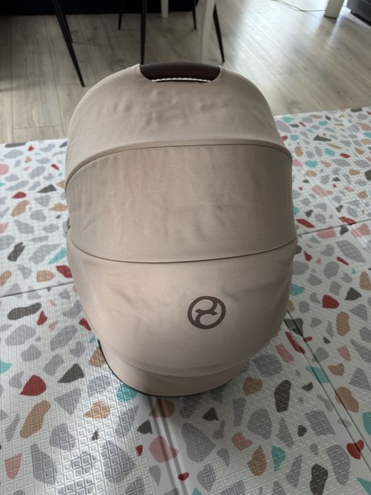 Кош за новородено Cybex Cot S Lux и комарник Cybex Platinum