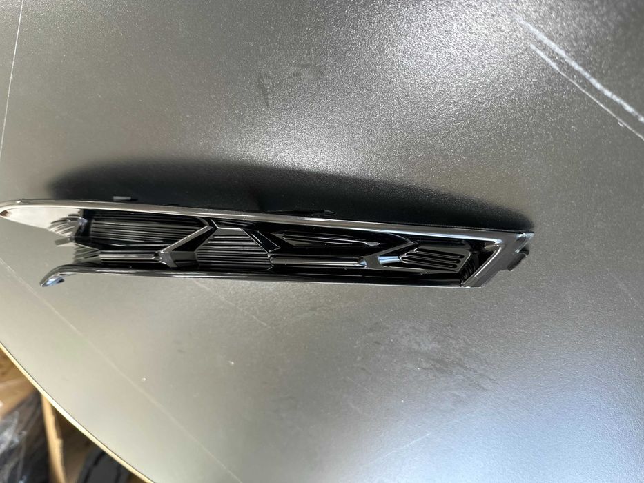 Kia k3 верхний молдинг переднего бампера