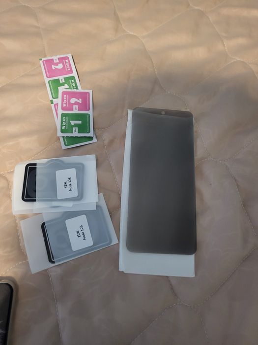 Телефон Xiomi Redmi note 12S