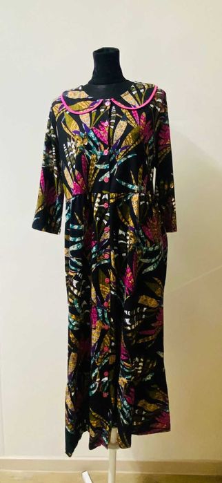 Продам женские платья