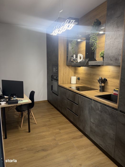 Studio renovat integral in Centrul Vechi Brasov |