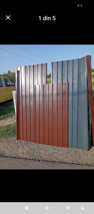 Tabla acopris și gard