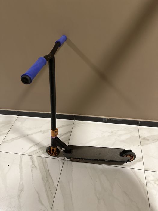 Продам трюковой скут chilli