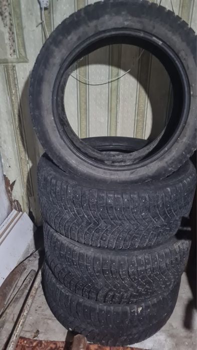 Продам шины срочно