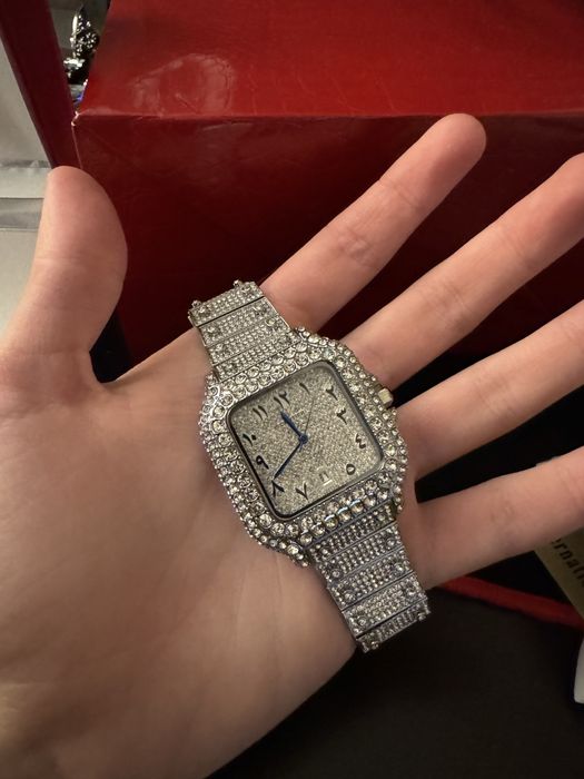 Cartier Santos Galbée Square Часовник