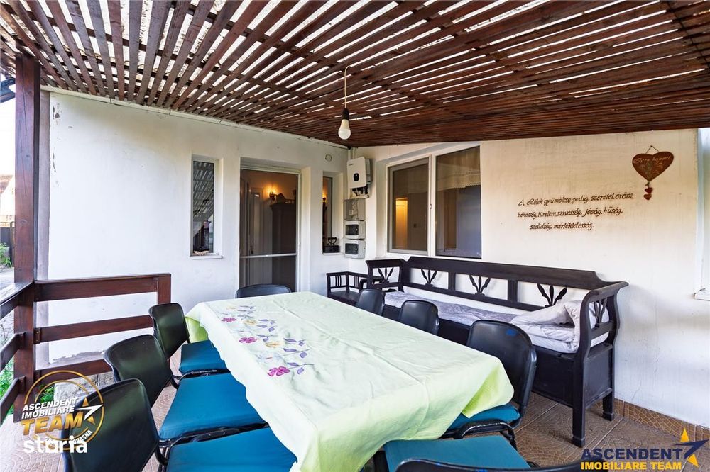 Casa familiala cu: teren 2.822 mp intravilan, ,sauna,  atelier, terasa