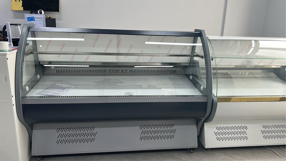 Витринные холодильники доя магазина