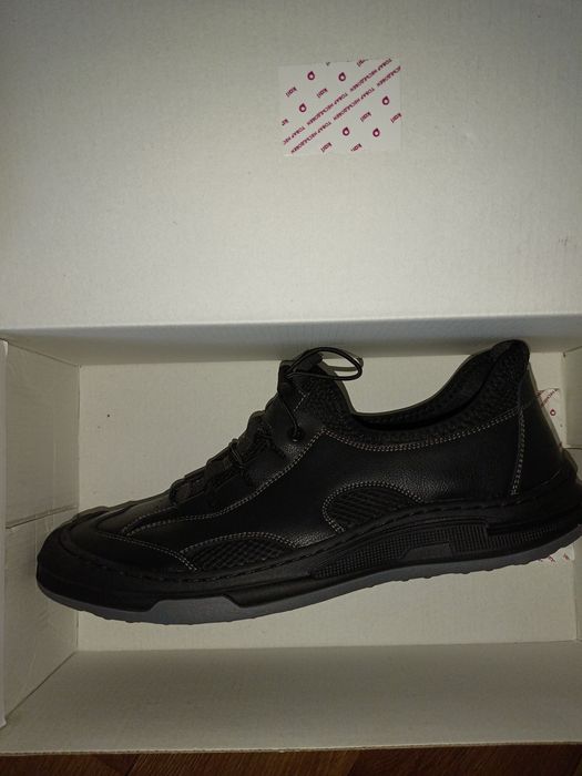 Мужская новая обувь