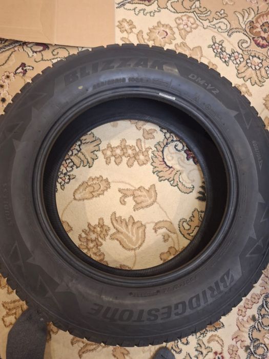 Зимние шины Bridgestone