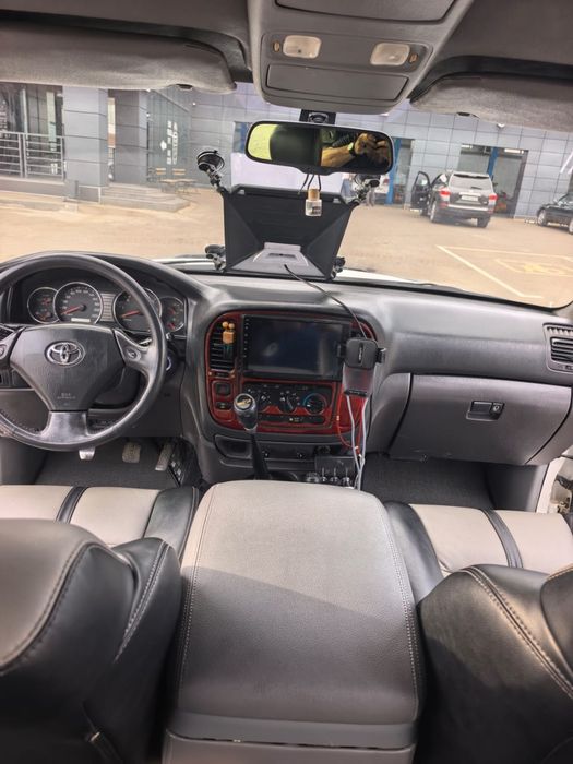 Land Cruiser 105
