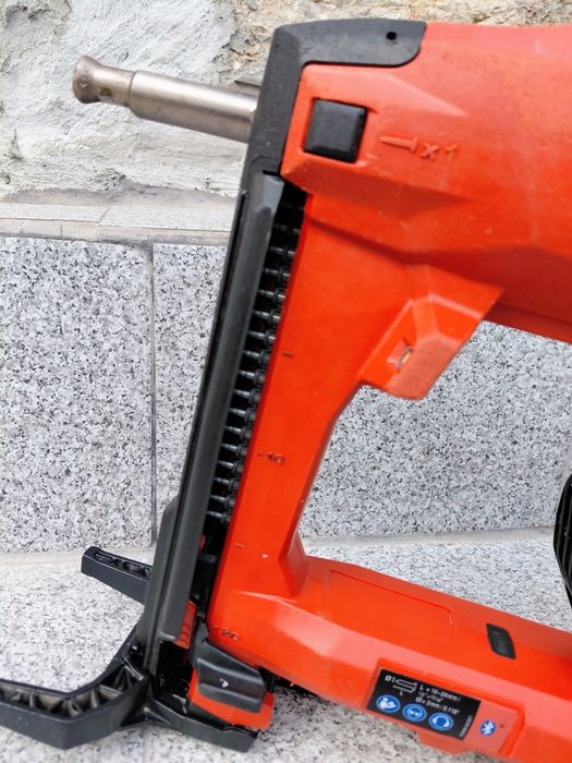 Hilti BX 3-22  Nuron безкабелен пистолет за пирони за бетон