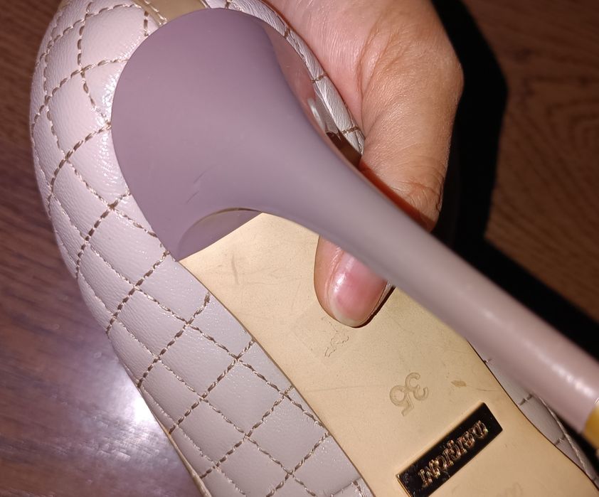 Женские туфли кожаные BATAA. фирменные