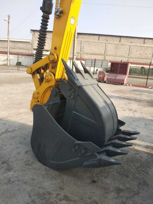 Экскаватор колёсный  Sinomach 80W Ковш сиғими: 0,3 м³