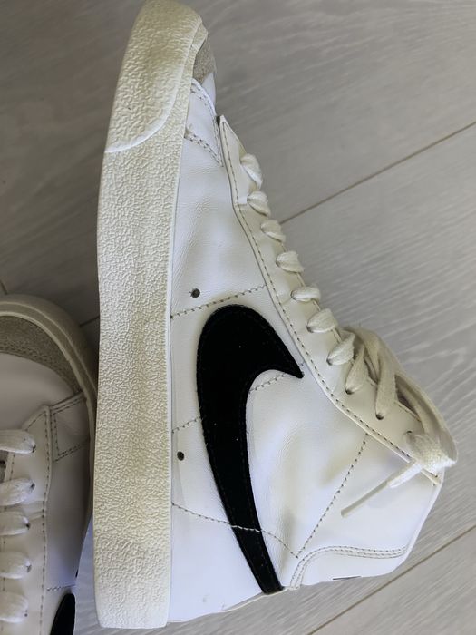 Adidasi nike blazer mid