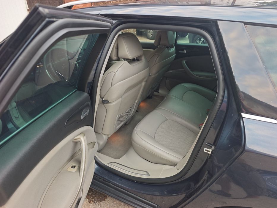 Citroen C5 Exclusive 2.2hdi, 170cp, xenon, dublu climatronic, scaune electrice și încălzite, PDC, pilot, semipiele, suspensie hidraulica, euro 4