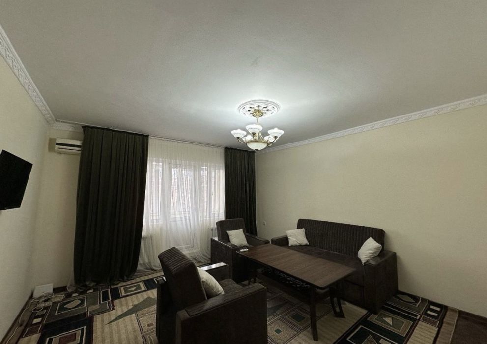 Срочно сдаеться квартира 3/3/5 МАКСИМ ГОРЬКИЙ