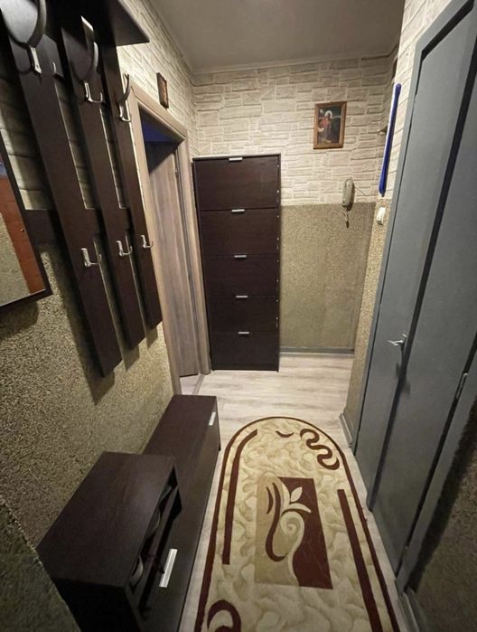 Vand apartament 2 camere in zona centrala