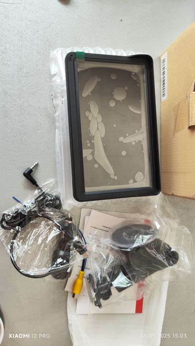 Car player montare parbriz