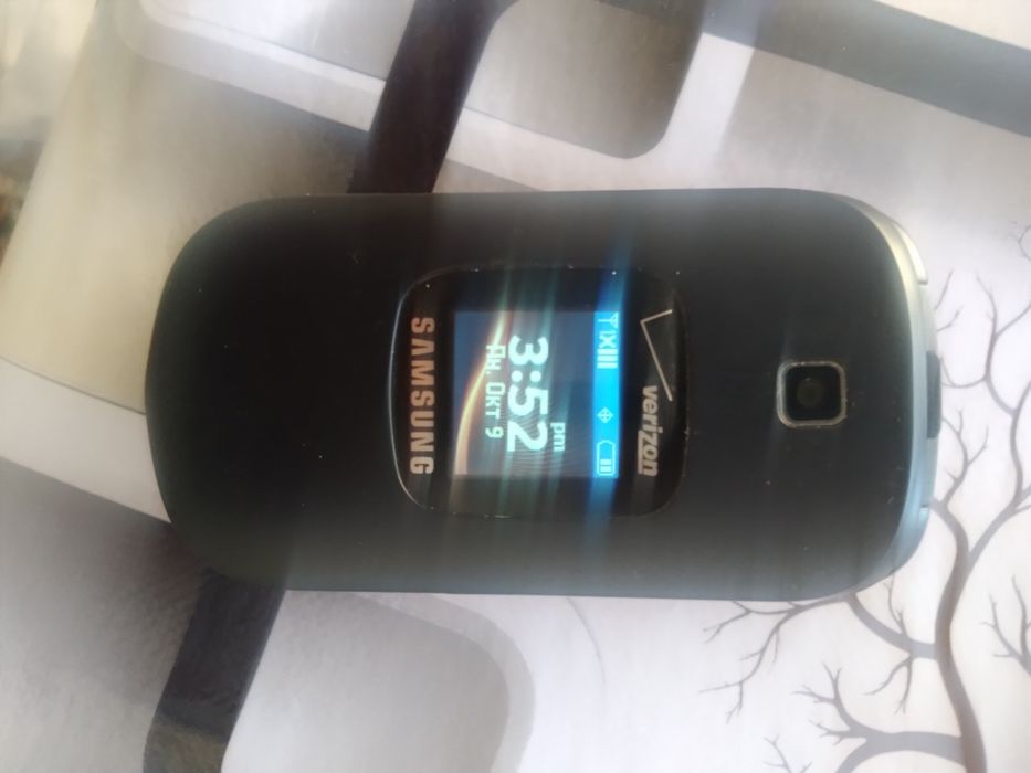 Srochna sotiladi samsung verizon gusto 2