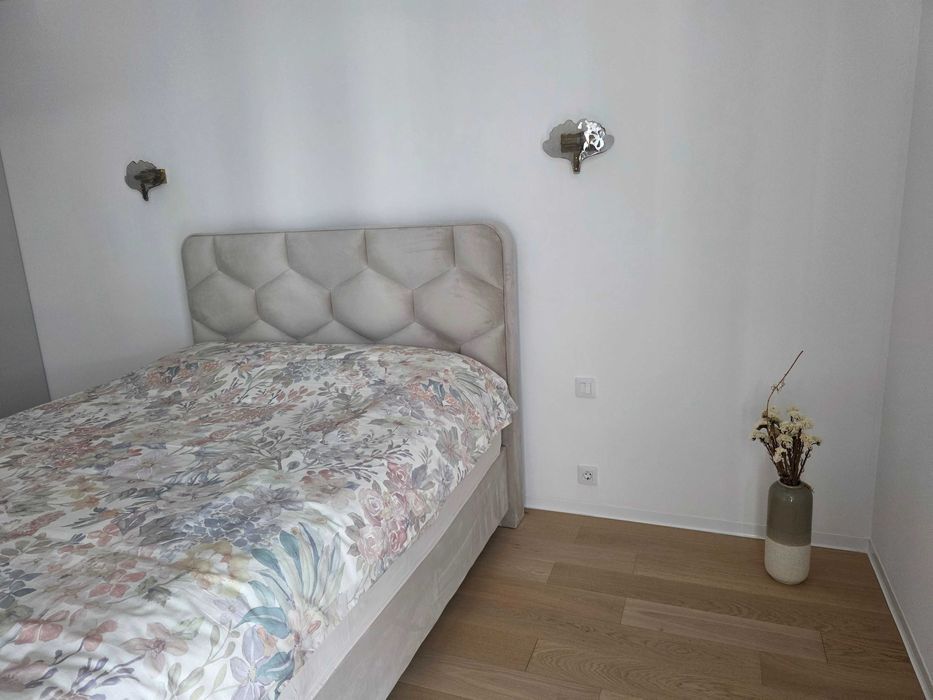 Inchiriez apartament cu 2 camere in  One Lake Club -Floreasca AVIATIEI